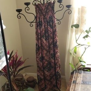 Jane Norman london Dresses - Jane Norman Floral print lined maxi dress Jane Norman london Dresses - Jane Norman Floral print lined maxi dress